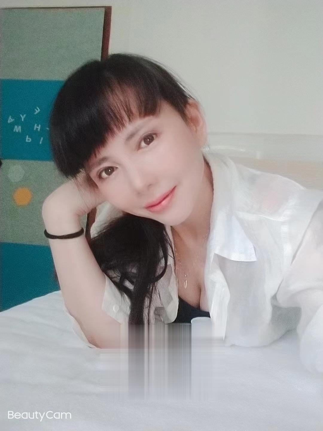 龙岗美少妇 倩倩