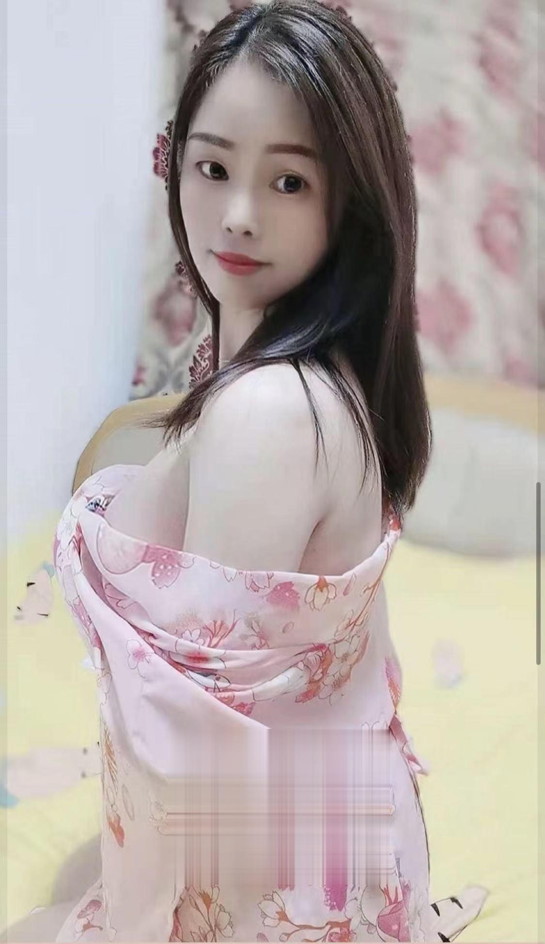 布吉美腿小柏芝